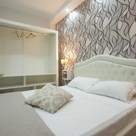 Philip Royal Couette-café 3*