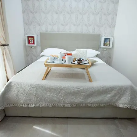 Philip Royal 3* Neapol