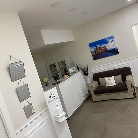 Bed & Breakfast Philip Royal 3*