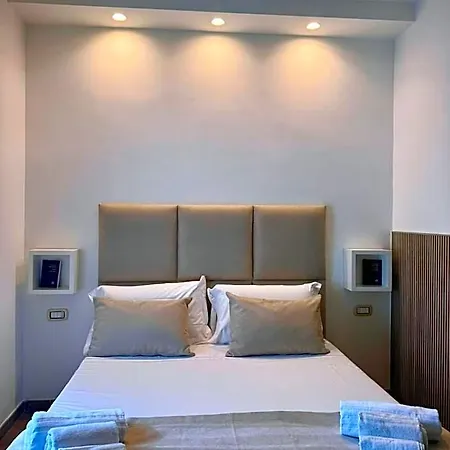 Oda ve Kahvaltı Philip Royal 3*