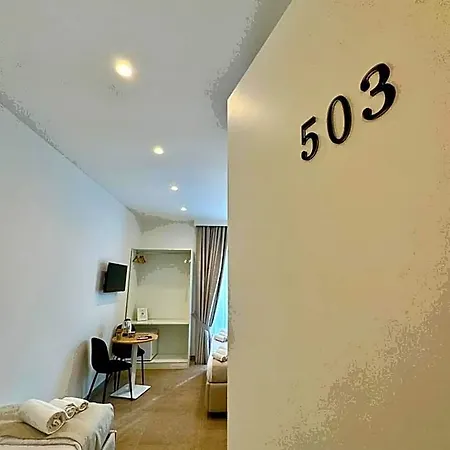 Bed & Breakfast Philip Royal 3*