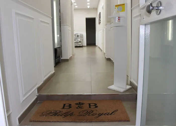 Philip Royal ナポリ